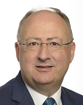 Country, group, (bio) https://www.europarl.europa.eu/meps/en/96899/JOSE+MANUEL_FERNANDES/home