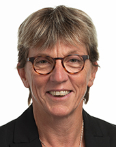 Country, group, (bio) https://www.europarl.europa.eu/meps/fr/197506/CAROLINE_ROOSE/home